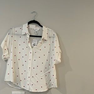 🐞 Collared Blouse - NWT